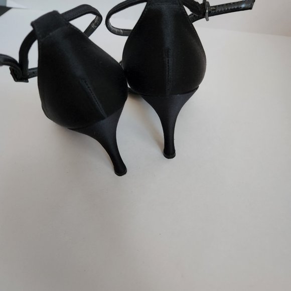 Stuart Weitzman satin heels black crystals sz 9 - Picture 3 of 4